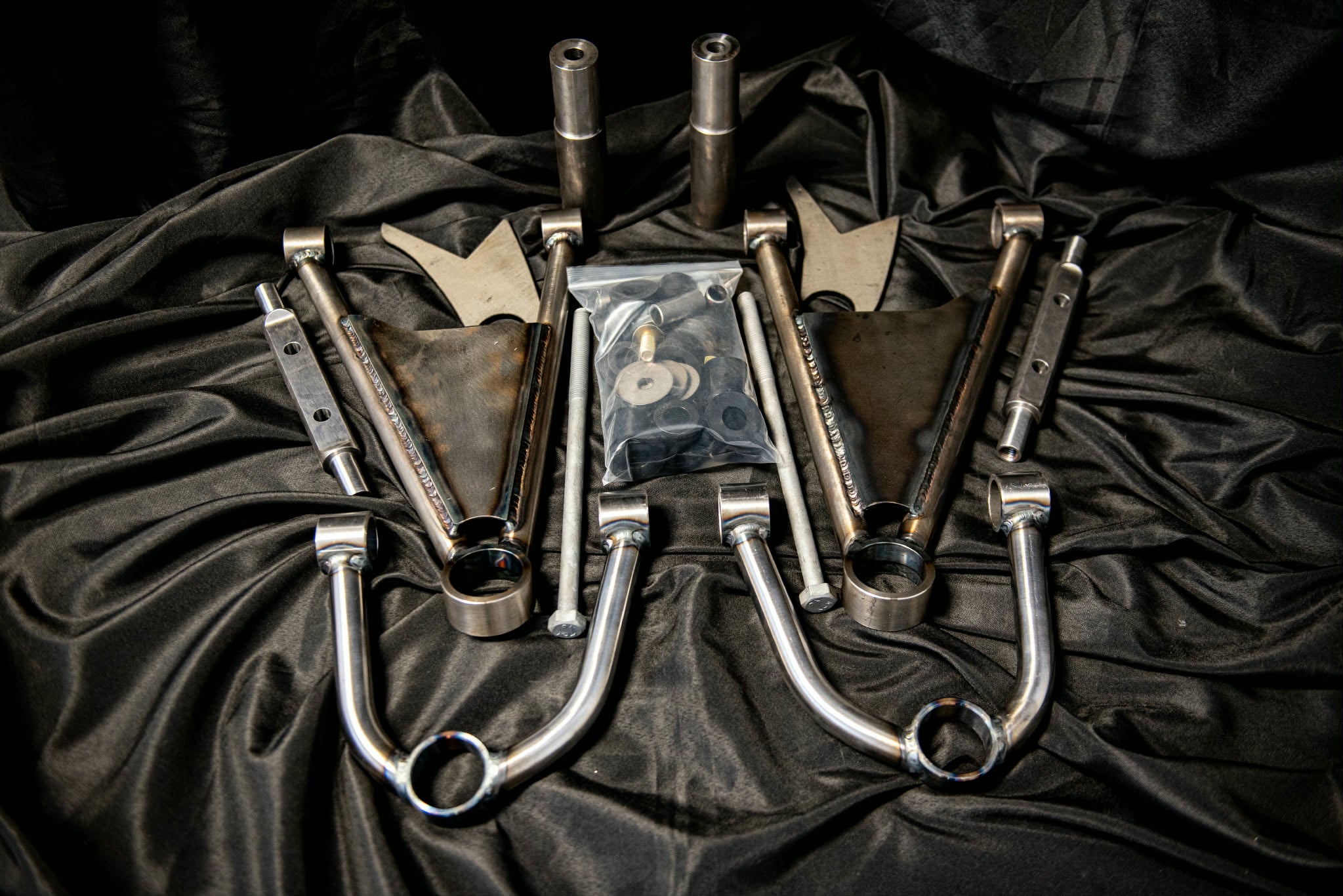 1980-1986 Nissan 720 pickup control arms