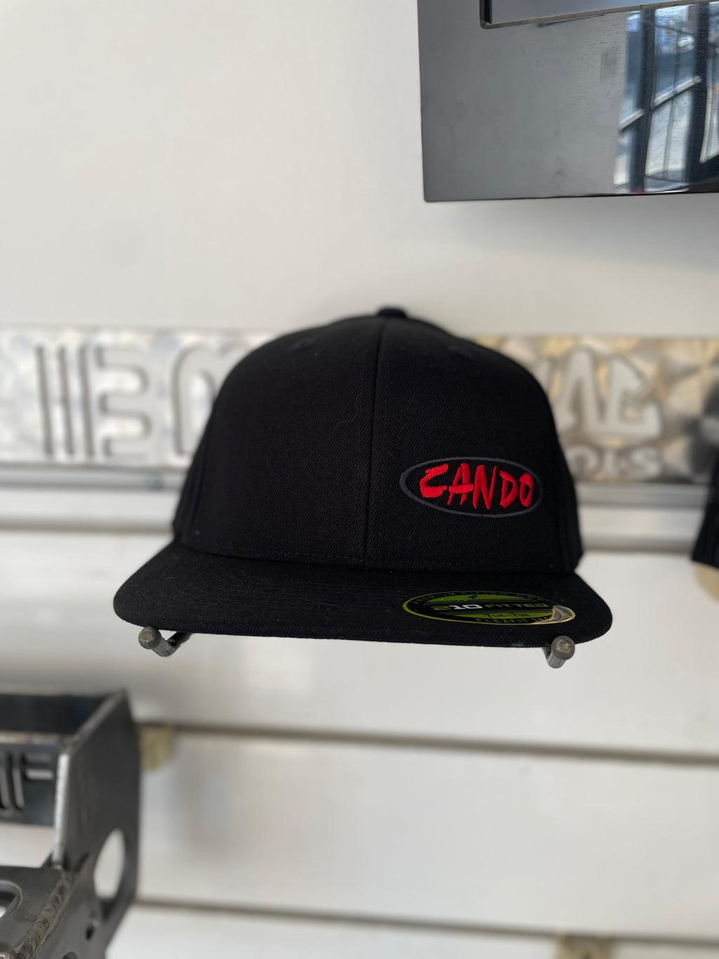 Cando Hat